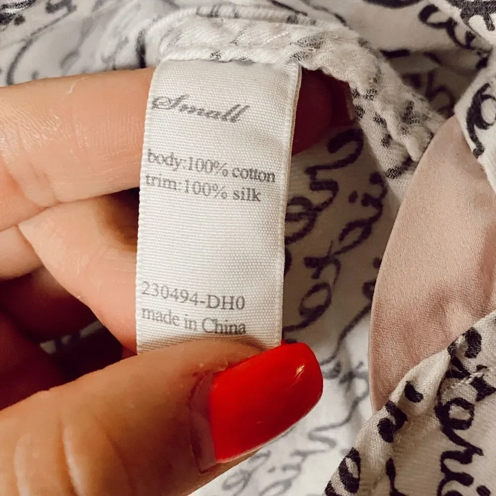 VICTORIA’S Secret All-Over Logo Pajama Set - Picture 15 of 15